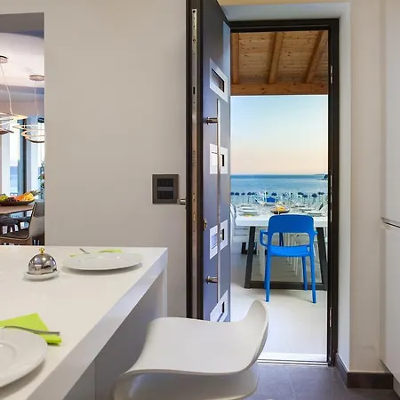 Argemonia Willa Trogir